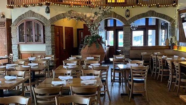 Greek Taverna Restaurant