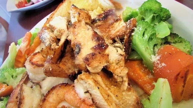 Nik's Steak and Seafood Restaurant