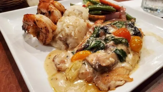 Sea Ranch Restaurant & Bar