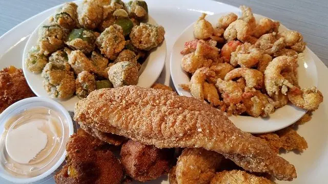 Soul Fish Cafe - Poplar Avenue